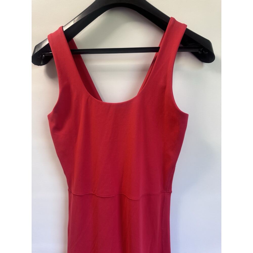 All in Motion Women’s Red Athletic Jumpsuit Size S Cutout Back One Piece - Picture 3 of 5